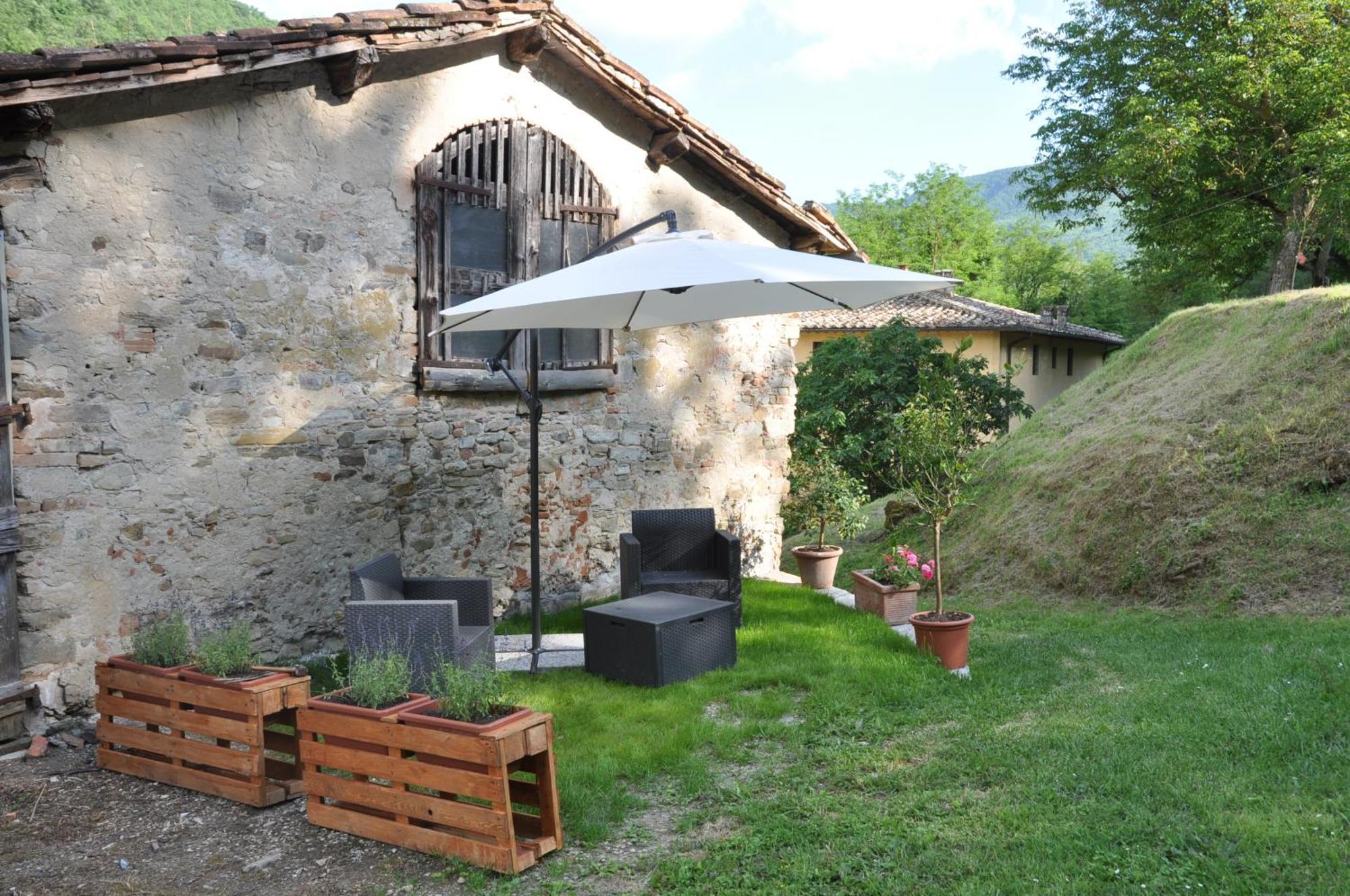 Locanda Di Alberi Borgo San Lorenzo Exterior photo